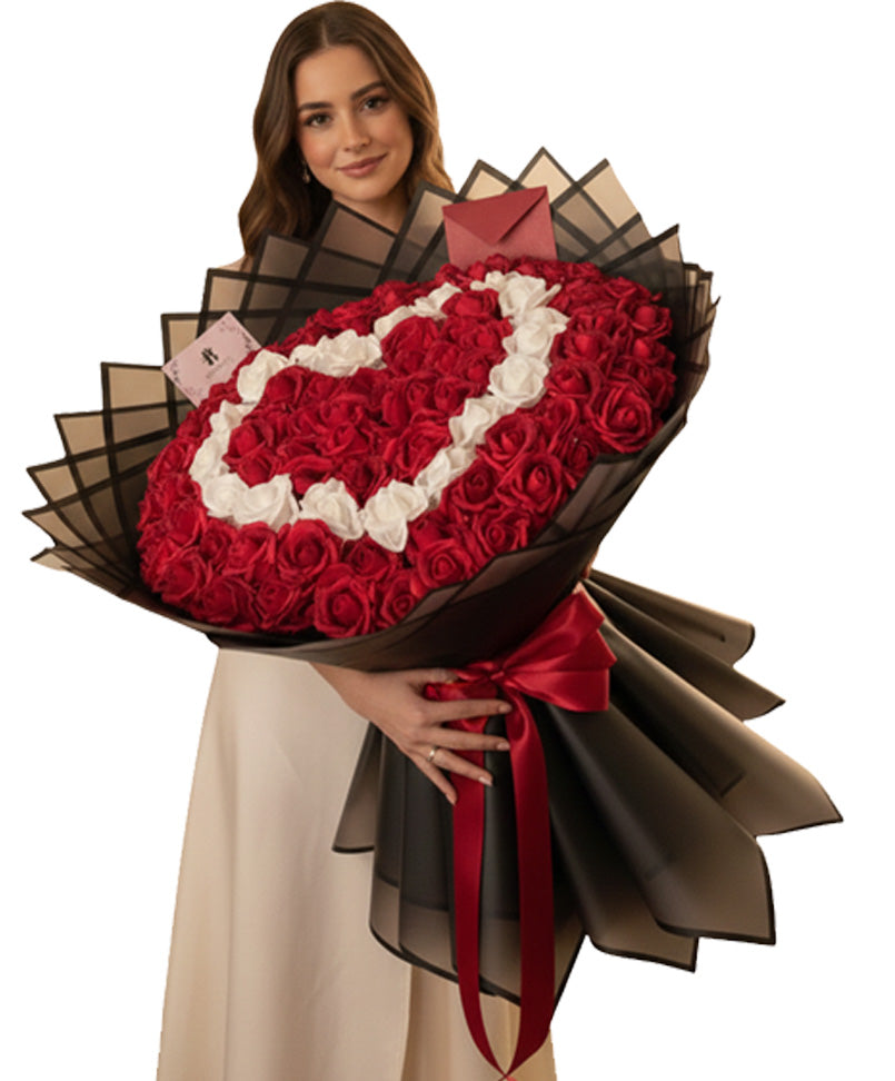 Букет от 101 рози от фоам с издължена база, брокат и сърце